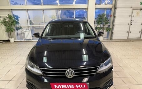 Volkswagen Jetta VI, 2015 год, 1 015 000 рублей, 3 фотография