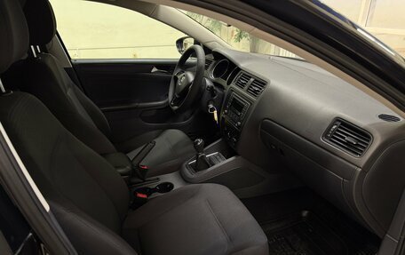 Volkswagen Jetta VI, 2015 год, 1 015 000 рублей, 9 фотография