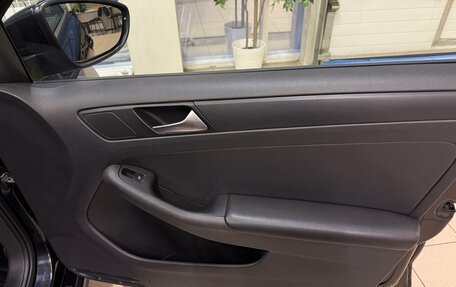 Volkswagen Jetta VI, 2015 год, 1 015 000 рублей, 16 фотография