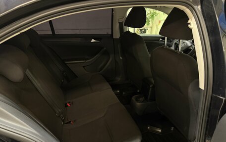 Volkswagen Jetta VI, 2015 год, 1 015 000 рублей, 10 фотография