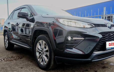 Toyota RAV4, 2021 год, 3 530 000 рублей, 4 фотография