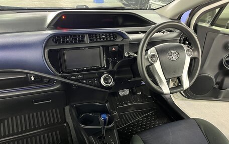Toyota Aqua I, 2015 год, 999 999 рублей, 12 фотография