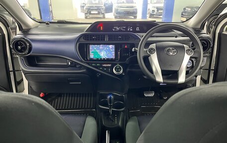 Toyota Aqua I, 2015 год, 999 999 рублей, 16 фотография