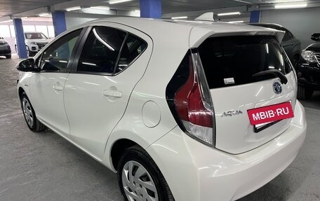 Toyota Aqua I, 2015 год, 999 999 рублей, 7 фотография