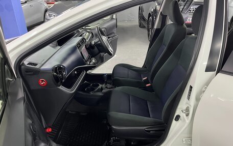 Toyota Aqua I, 2015 год, 999 999 рублей, 22 фотография