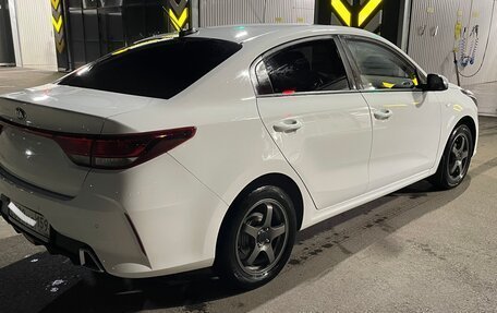 KIA Rio IV, 2021 год, 1 770 000 рублей, 4 фотография