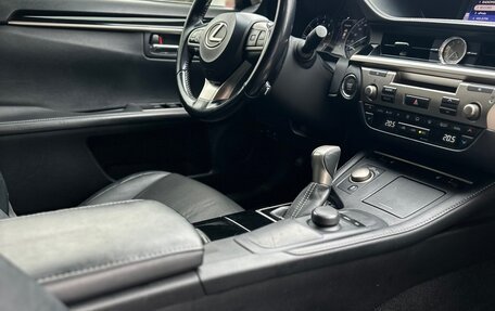 Lexus ES VII, 2016 год, 2 650 000 рублей, 10 фотография
