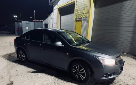 Chevrolet Cruze II, 2012 год, 700 000 рублей, 5 фотография