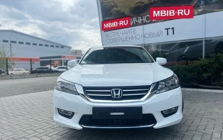Honda Accord IX рестайлинг, 2013 год, 2 049 000 рублей, 3 фотография