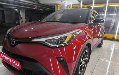 Toyota C-HR I рестайлинг, 2019 год, 1 890 000 рублей, 2 фотография