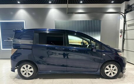 Honda Freed I, 2010 год, 1 100 000 рублей, 4 фотография