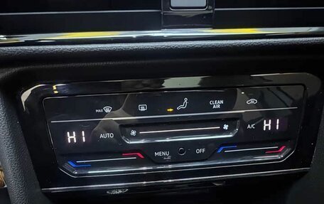 Volkswagen Tharu, 2021 год, 2 380 000 рублей, 11 фотография