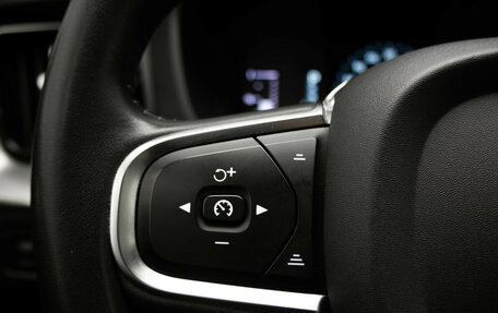 Volvo XC60 II, 2019 год, 3 679 000 рублей, 12 фотография