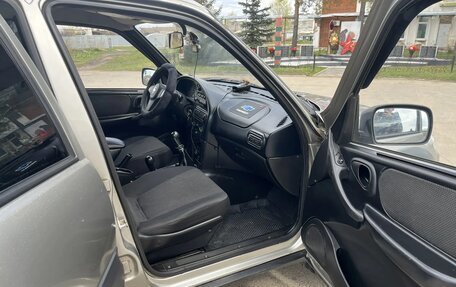 Chevrolet Niva I рестайлинг, 2012 год, 550 000 рублей, 8 фотография