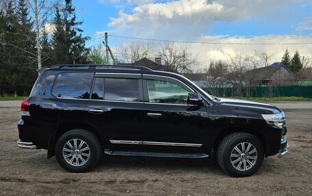 Toyota Land Cruiser 200, 2015 год, 5 700 000 рублей, 3 фотография