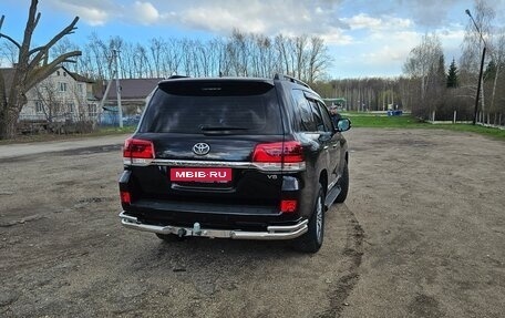 Toyota Land Cruiser 200, 2015 год, 5 700 000 рублей, 4 фотография