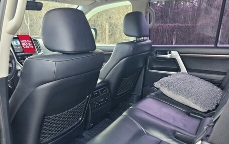 Toyota Land Cruiser 200, 2015 год, 5 700 000 рублей, 9 фотография