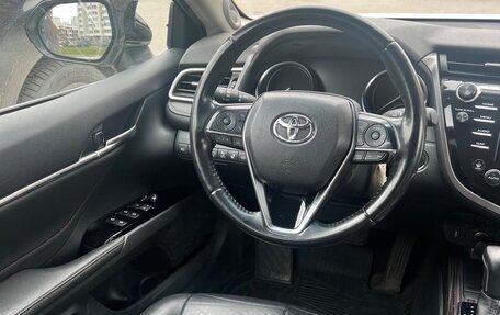 Toyota Camry, 2020 год, 2 500 000 рублей, 6 фотография