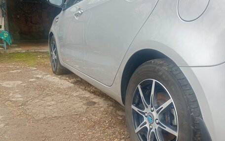 KIA Rio III рестайлинг, 2012 год, 900 000 рублей, 2 фотография