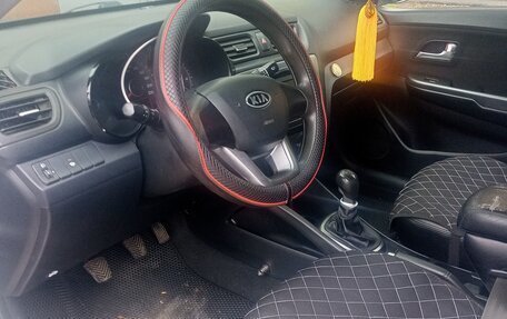 KIA Rio III рестайлинг, 2012 год, 900 000 рублей, 8 фотография