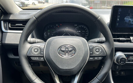 Toyota RAV4, 2021 год, 3 530 000 рублей, 16 фотография