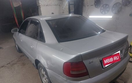 Audi A4, 1999 год, 295 000 рублей, 4 фотография