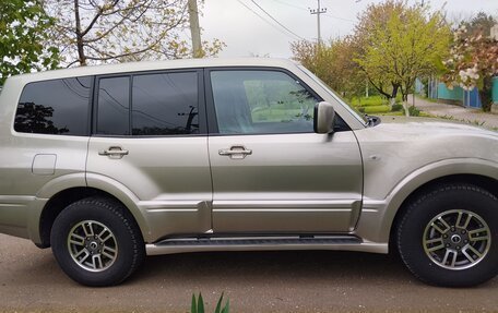 Mitsubishi Pajero III рестайлинг, 2004 год, 1 200 000 рублей, 3 фотография