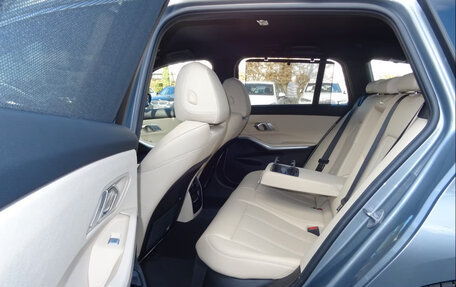 BMW 3 серия, 2023 год, 3 579 915 рублей, 13 фотография