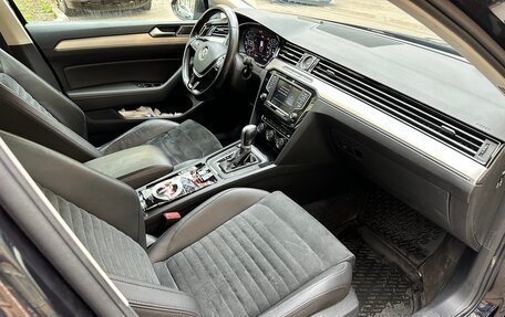 Volkswagen Passat B8 рестайлинг, 2017 год, 1 900 000 рублей, 7 фотография