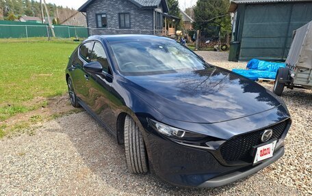 Mazda 3, 2019 год, 2 000 000 рублей, 2 фотография