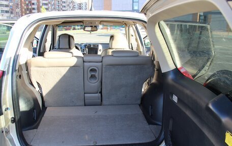 Toyota RAV4, 2006 год, 1 300 000 рублей, 19 фотография