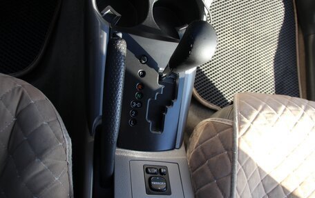 Toyota RAV4, 2006 год, 1 300 000 рублей, 34 фотография