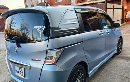 Honda Freed I, 2012 год, 970 000 рублей, 3 фотография