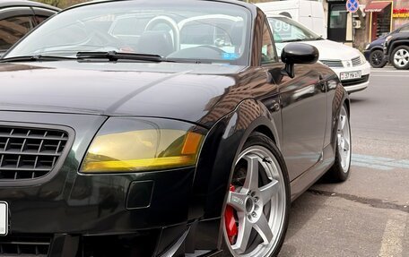 Audi TT, 2004 год, 2 000 000 рублей, 2 фотография