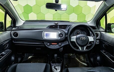 Toyota Vitz, 2012 год, 879 000 рублей, 15 фотография