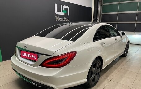 Mercedes-Benz CLS, 2011 год, 1 950 000 рублей, 6 фотография
