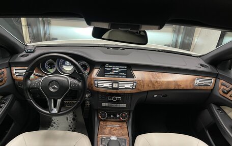 Mercedes-Benz CLS, 2011 год, 1 950 000 рублей, 26 фотография