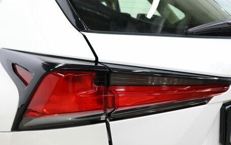 Lexus NX I, 2018 год, 2 999 000 рублей, 23 фотография