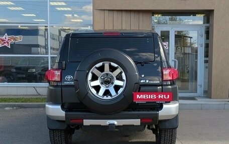 Toyota FJ Cruiser, 2018 год, 4 990 000 рублей, 5 фотография