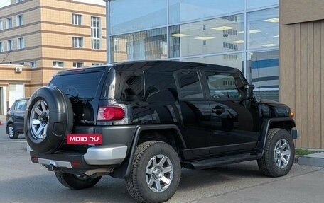 Toyota FJ Cruiser, 2018 год, 4 990 000 рублей, 6 фотография