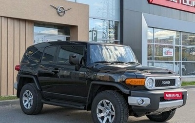 Toyota FJ Cruiser, 2018 год, 4 990 000 рублей, 1 фотография