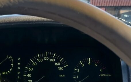Toyota Regius, 1999 год, 800 000 рублей, 6 фотография