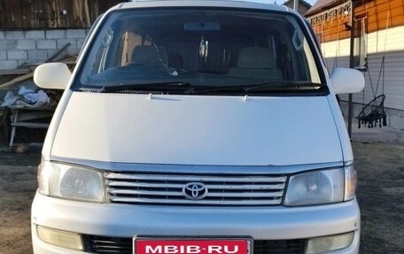 Toyota Regius, 1999 год, 800 000 рублей, 9 фотография