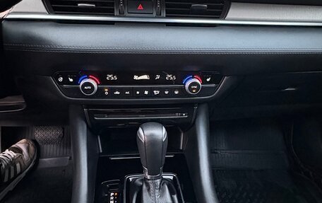 Mazda 6, 2020 год, 2 800 000 рублей, 11 фотография