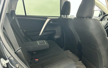 Toyota RAV4, 2017 год, 2 450 000 рублей, 18 фотография