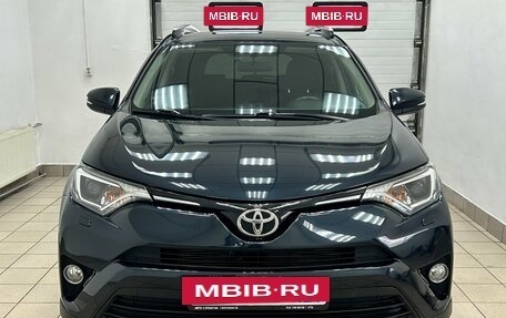 Toyota RAV4, 2017 год, 2 450 000 рублей, 2 фотография