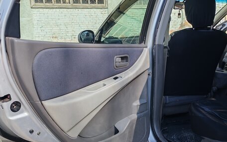 Nissan Tino, 1999 год, 370 000 рублей, 15 фотография