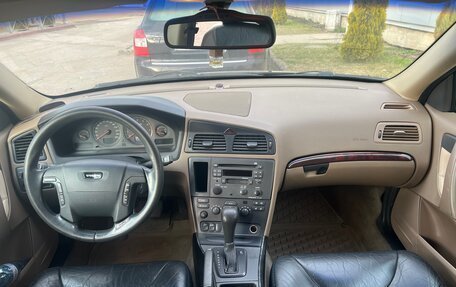 Volvo V70 III рестайлинг, 2001 год, 490 000 рублей, 16 фотография