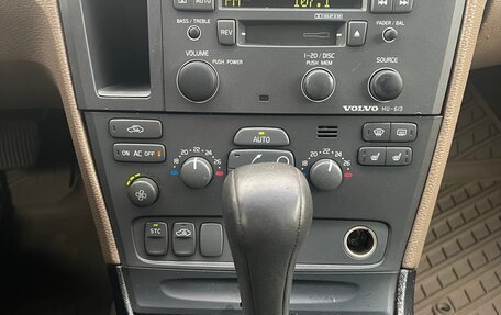 Volvo V70 III рестайлинг, 2001 год, 490 000 рублей, 19 фотография
