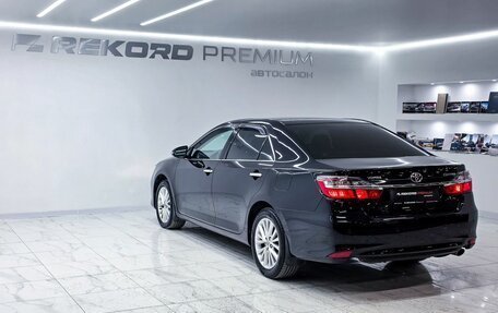 Toyota Camry, 2015 год, 2 200 000 рублей, 28 фотография